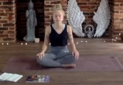 Connie Lodwick - Vinyasa Flow - Yoga For All