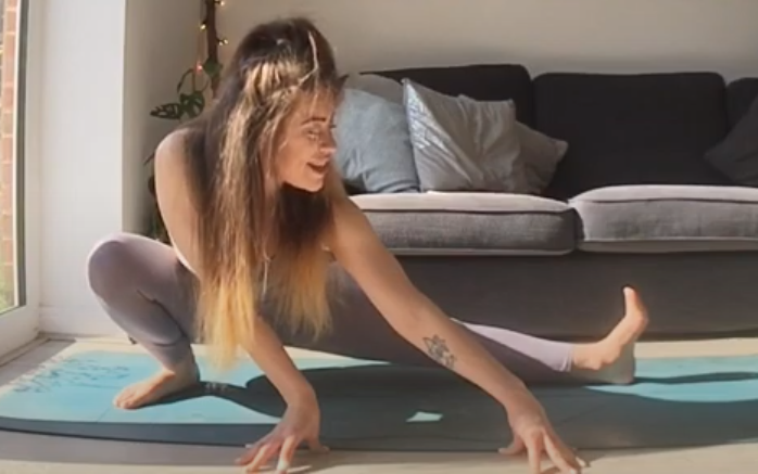 Lucy Miles - Hips Slow & Strong - Yoga For All