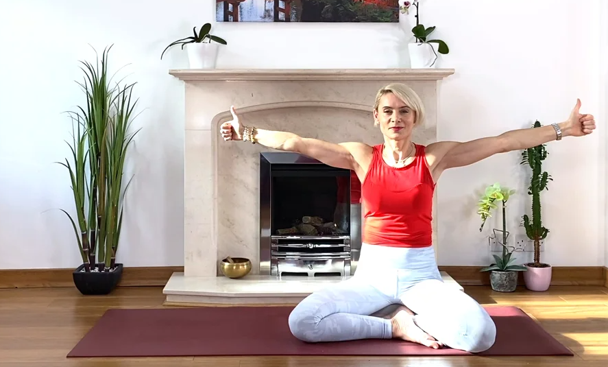 Olga Oakenfold – Best Yoga To Boost Your Digestive System And Improve Your Immune System