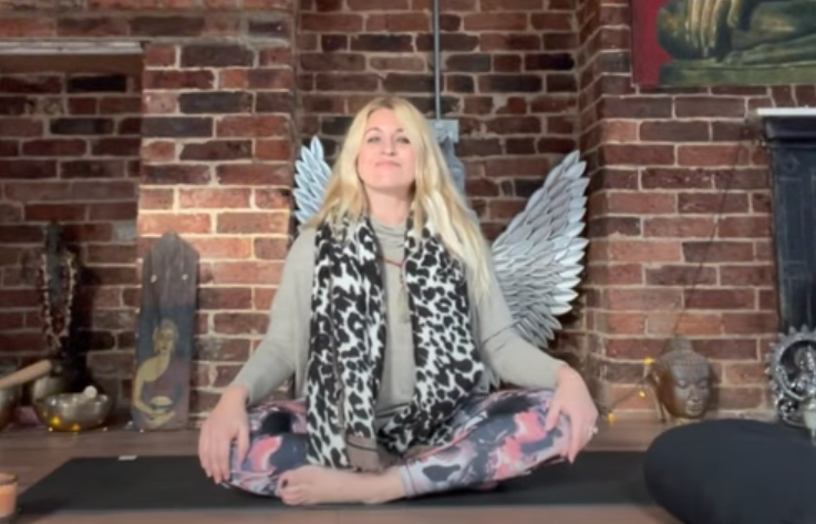 Eva Kristlova - Gentle Restorative Yoga