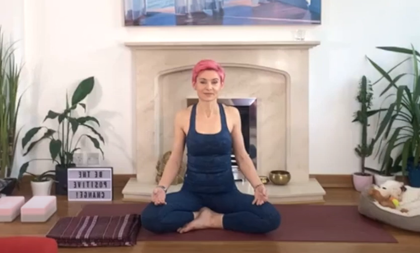 Olga Oakenfold - Gentle Yoga For Releasing Lower Back and Hips