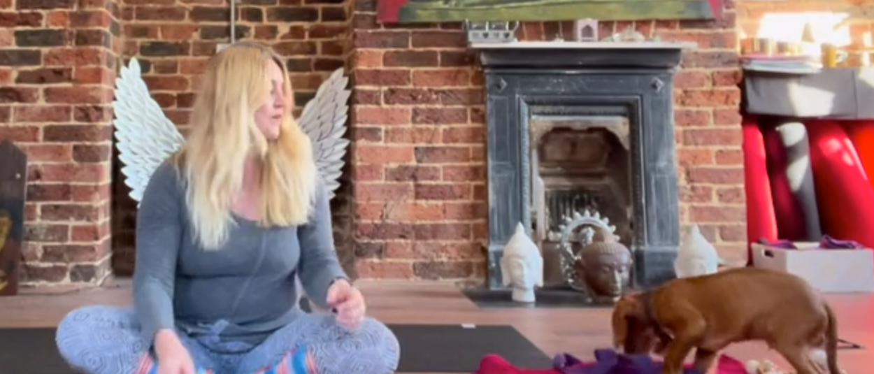 Eva Kristlova - Gentle Grounding Yoga with Eva & Alfie