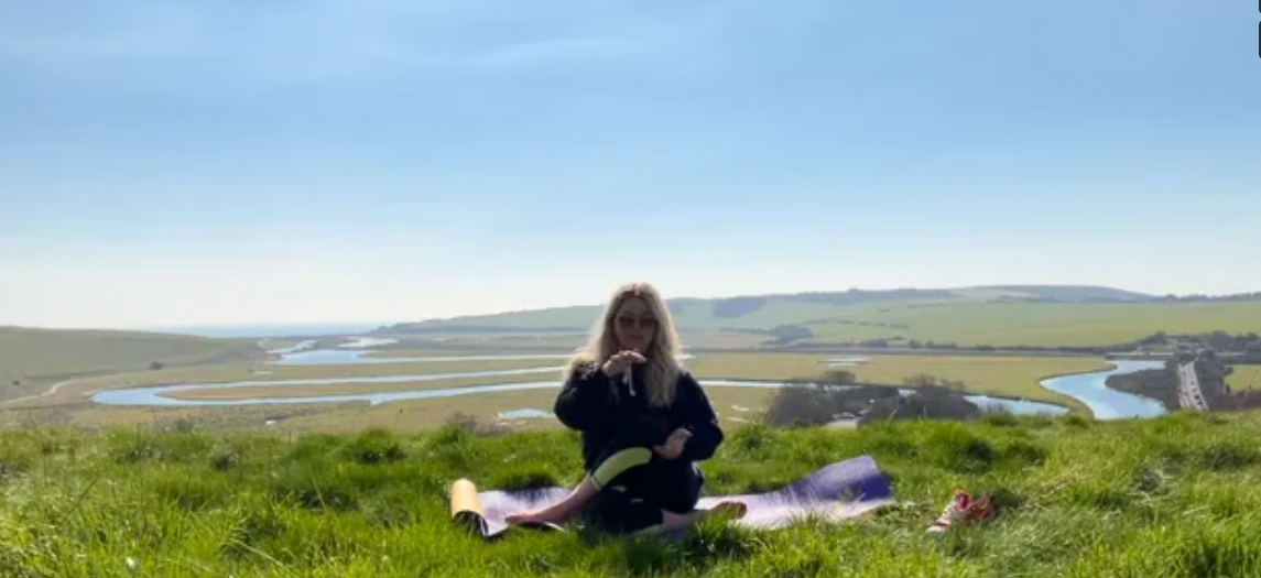 Eva Kristlova - Quick yoga class in Cuckmere Haven